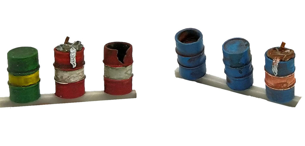 Barrels with trash, set of 6, HO scale (1/87)