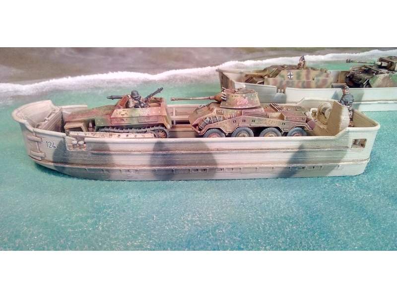 Second World War German Pionierlandungsboot 39   1:56 (28mm)