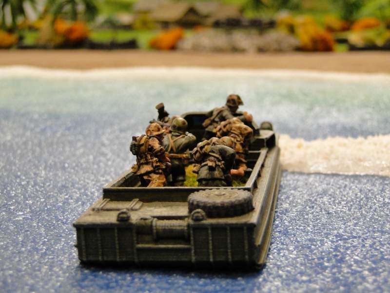DUKW  amphibious landing craft  1:56 (28mm)