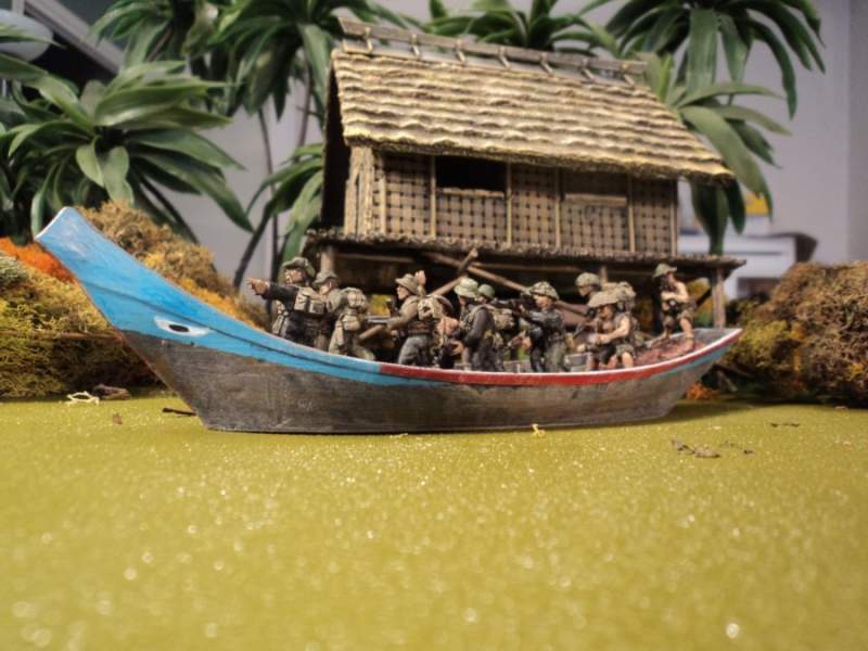 Vietnam Five-Planks Houseboat 1:56 (28mm)