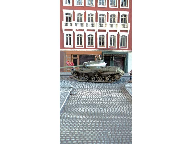 Sidewalk, square tiles – with drain, 28mm, 1:56 scale