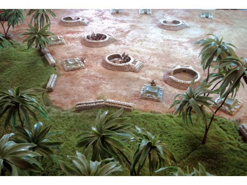 Firebase howitzer emplacement 1:56 (28mm)