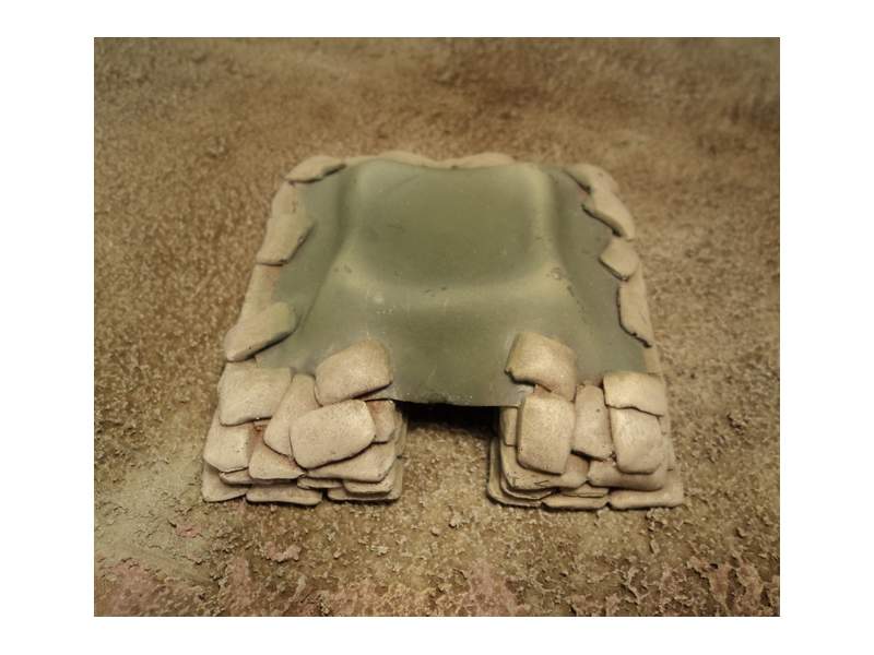 Vietnam Firebase shelter 1:56 (28mm)