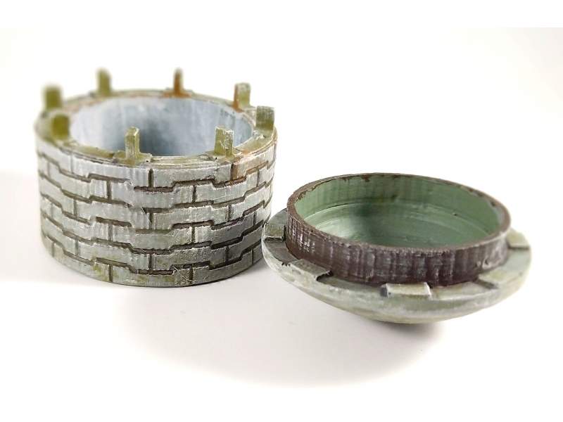 British MOIR Pillbox, 28mm (1:56)
