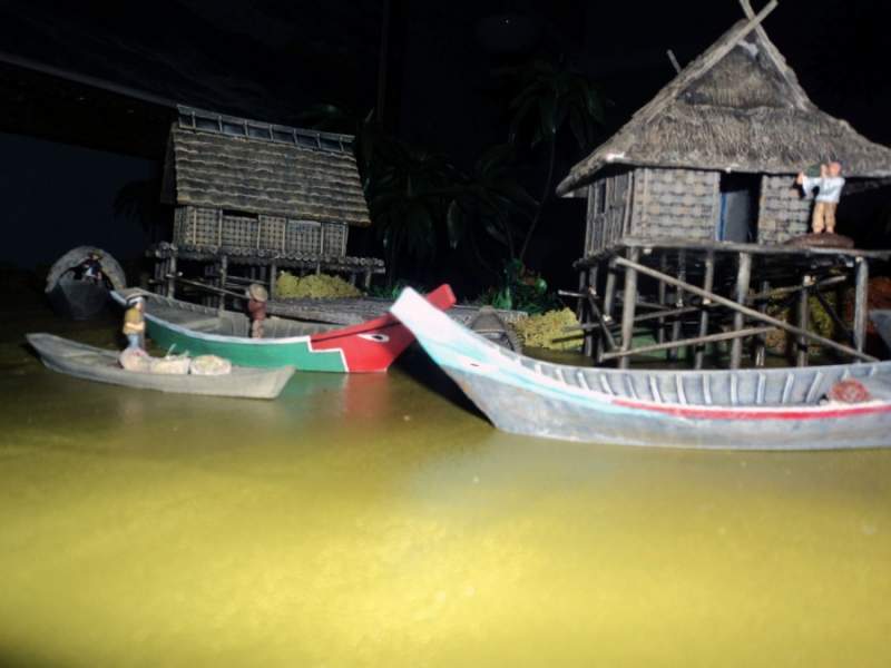 Vietnam Five-Planks Houseboat 1:56 (28mm)